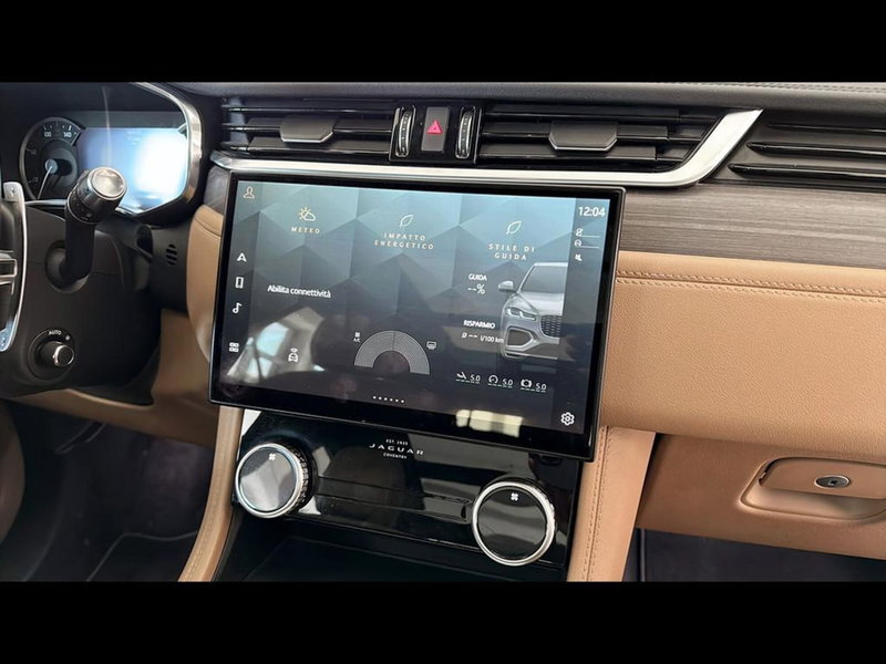 Jaguar F-Pace usata a Varese (12)