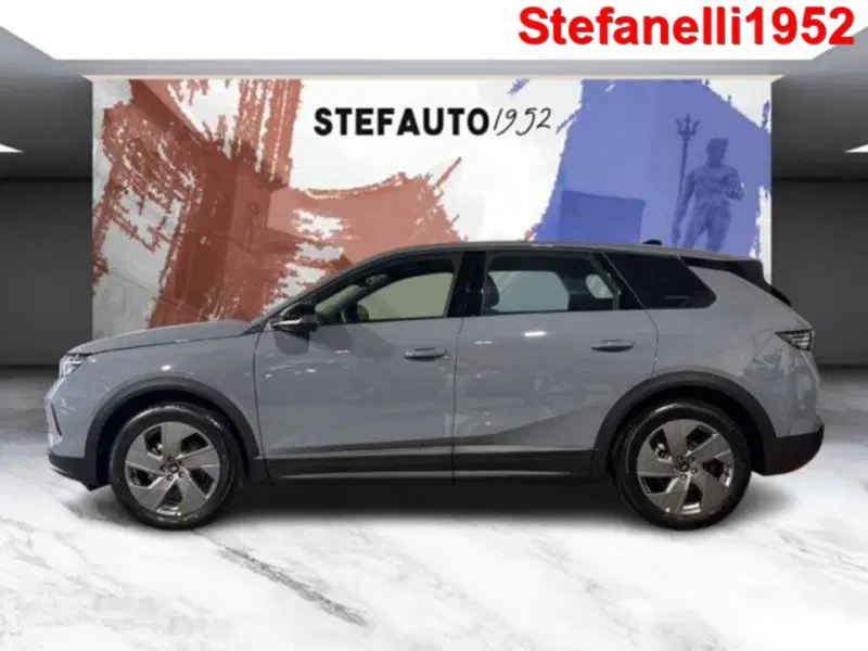 Opel Grandland nuova a Bologna (3)