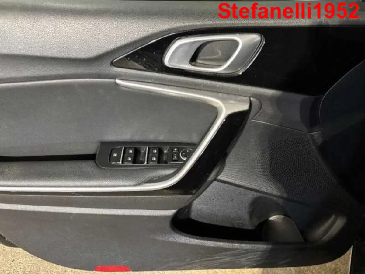 Kia XCeed usata a Bologna (10)