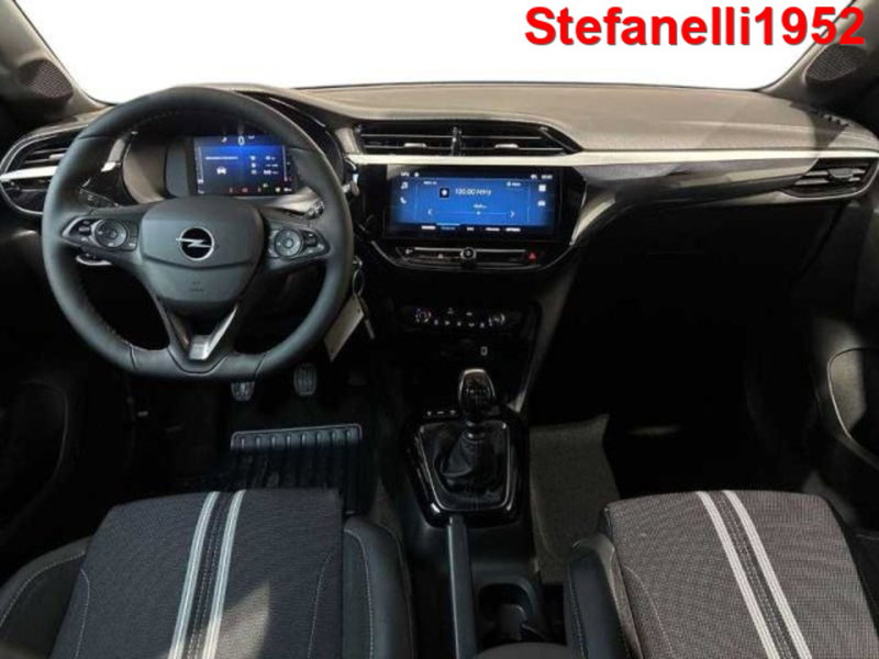Opel Corsa nuova a Bologna (13)