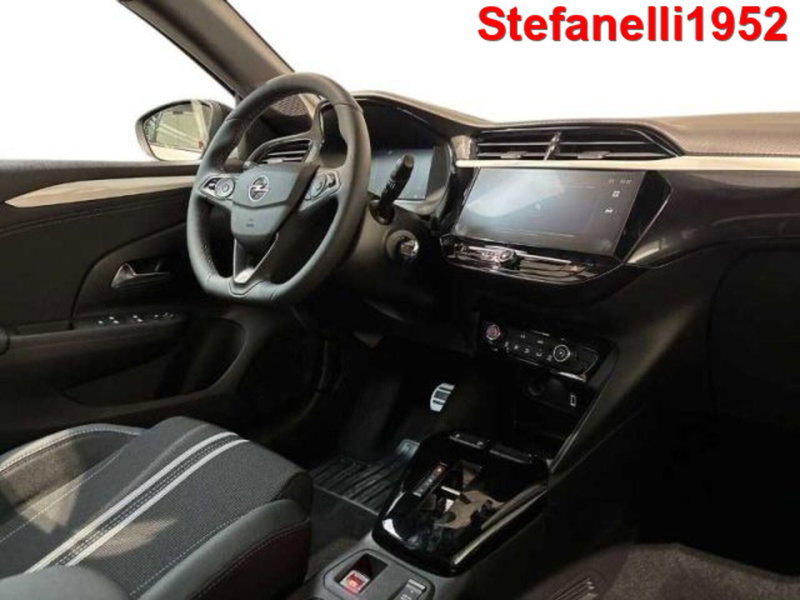 Opel Corsa nuova a Bologna (15)