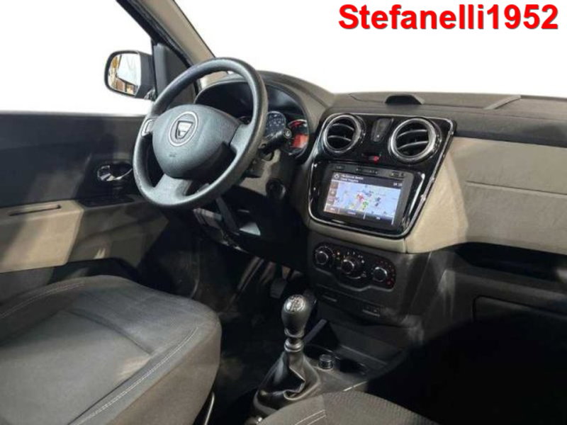 Dacia Lodgy usata a Bologna (15)