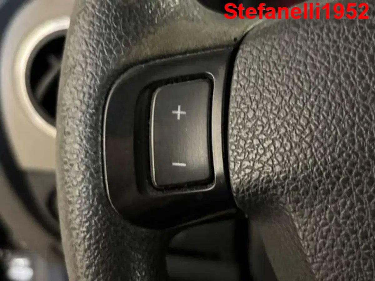 Dacia Lodgy usata a Bologna (20)