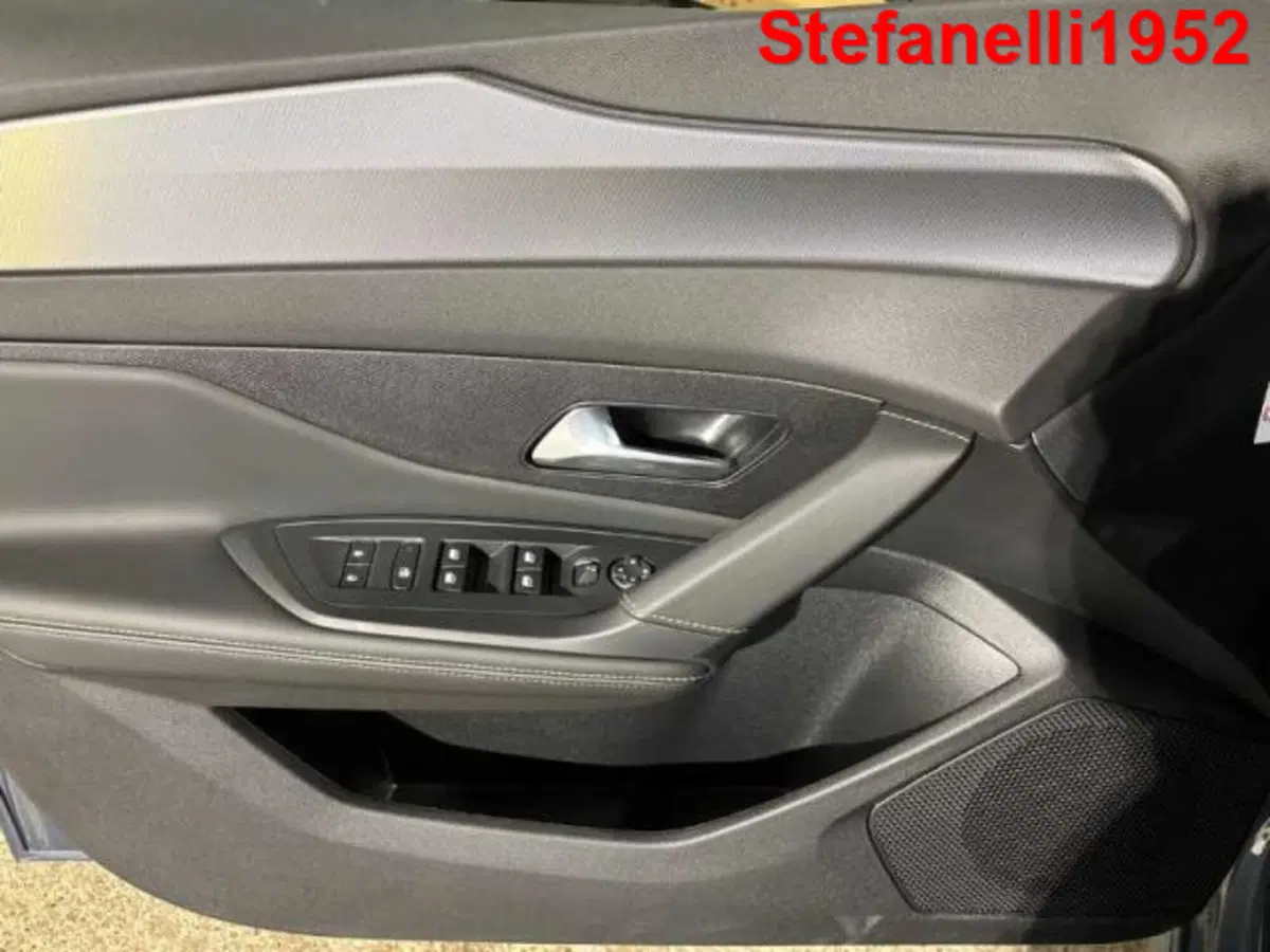 Peugeot 308 SW nuova a Bologna (10)