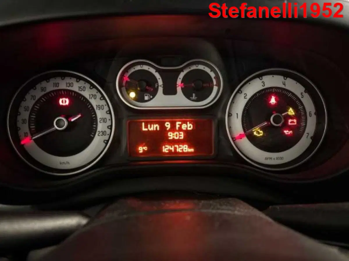 Fiat 500L usata a Bologna (12)