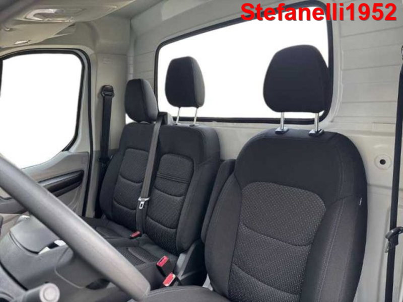 Maxus Deliver Furgone nuova a Bologna (9)