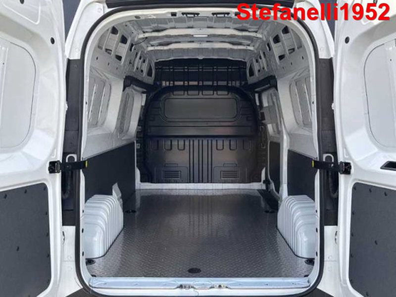 Maxus Deliver Furgone nuova a Bologna (7)