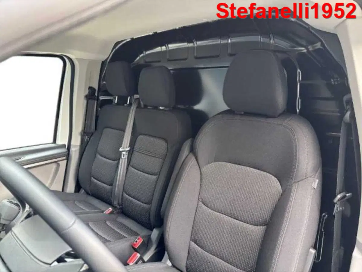 Maxus Deliver Furgone nuova a Bologna (9)