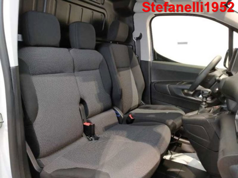 Peugeot Partner Furgone nuova a Bologna (9)