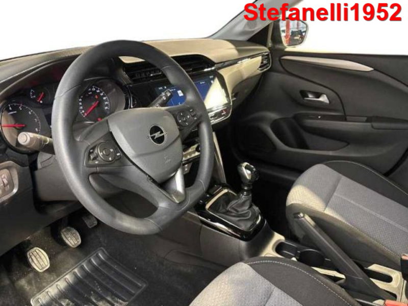 Opel Corsa nuova a Bologna (11)