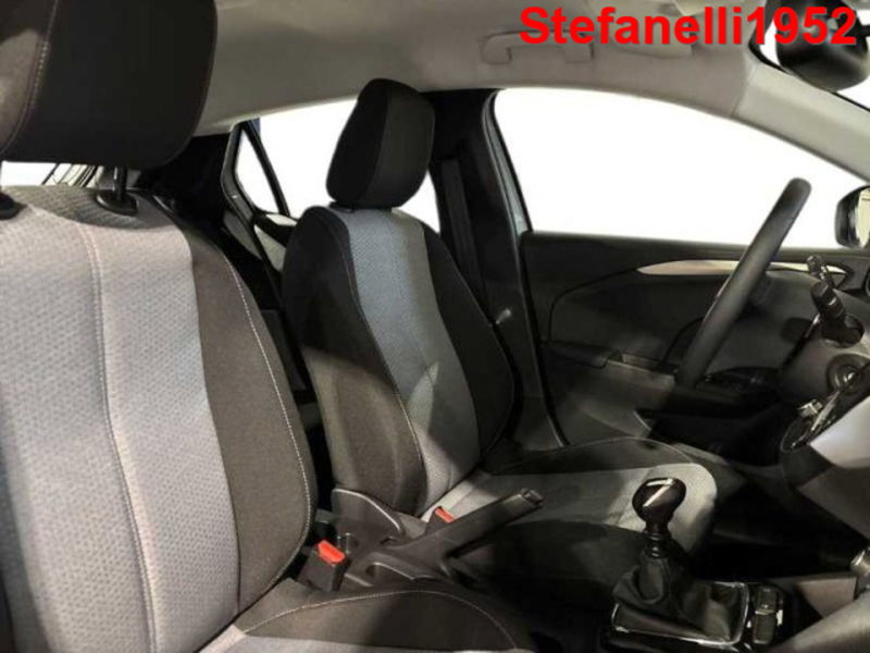 Opel Corsa nuova a Bologna (16)