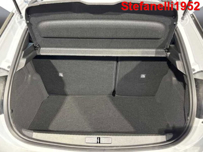 Opel Corsa nuova a Bologna (7)