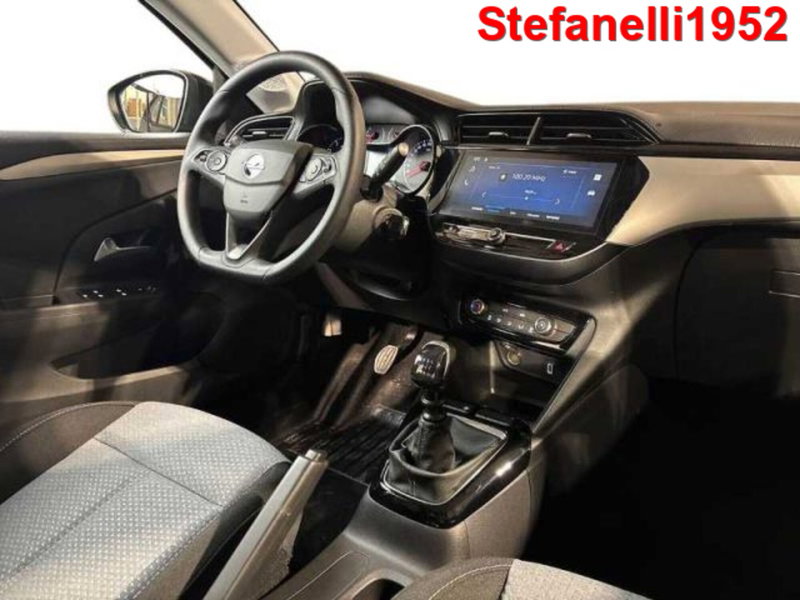 Opel Corsa nuova a Bologna (15)