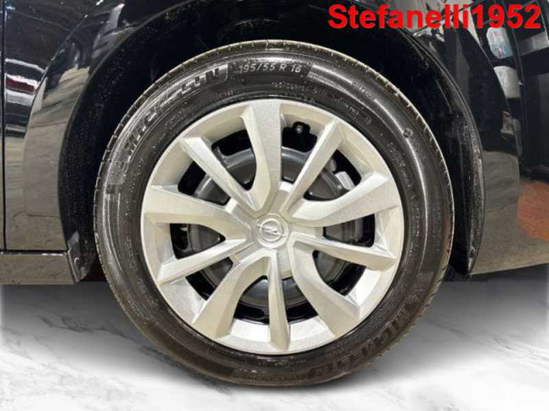 Opel Corsa nuova a Bologna (8)