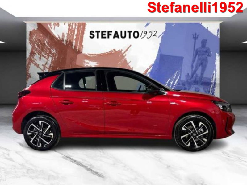 Opel Corsa nuova a Bologna (2)