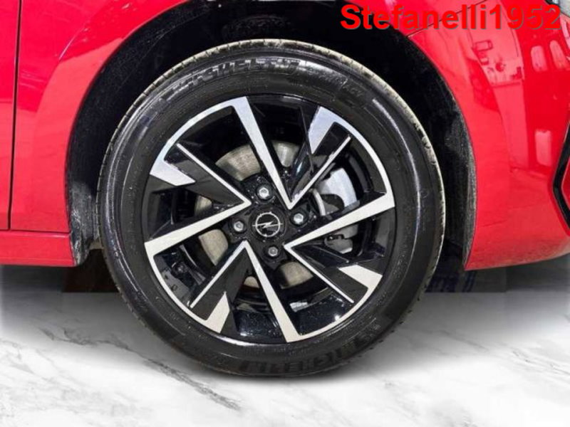 Opel Corsa nuova a Bologna (8)