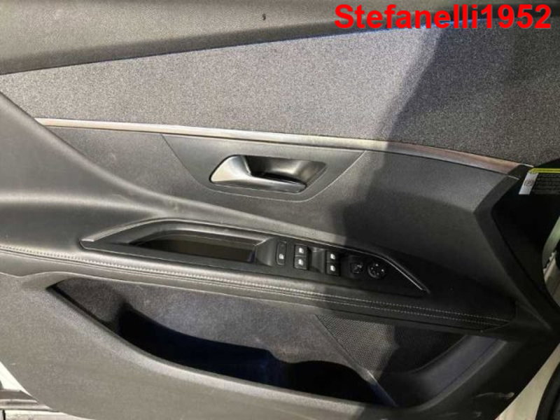 Peugeot 5008 usata a Bologna (10)