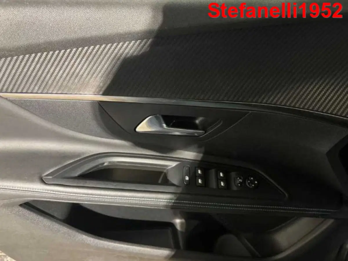 Peugeot 5008 usata a Bologna (10)