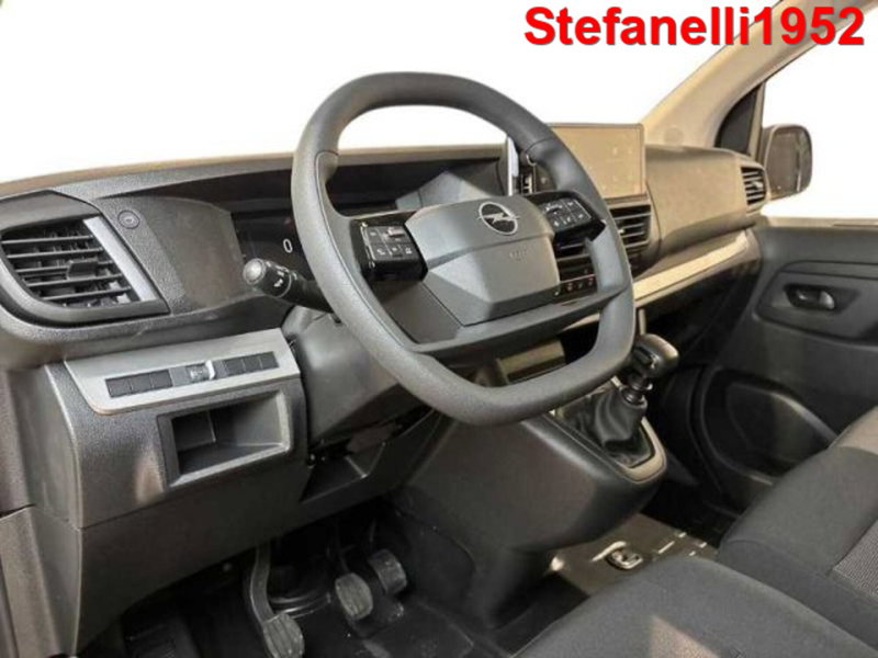Opel Vivaro Furgone nuova a Bologna (11)