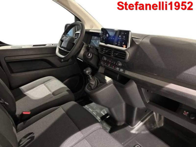 Opel Vivaro Furgone nuova a Bologna (15)