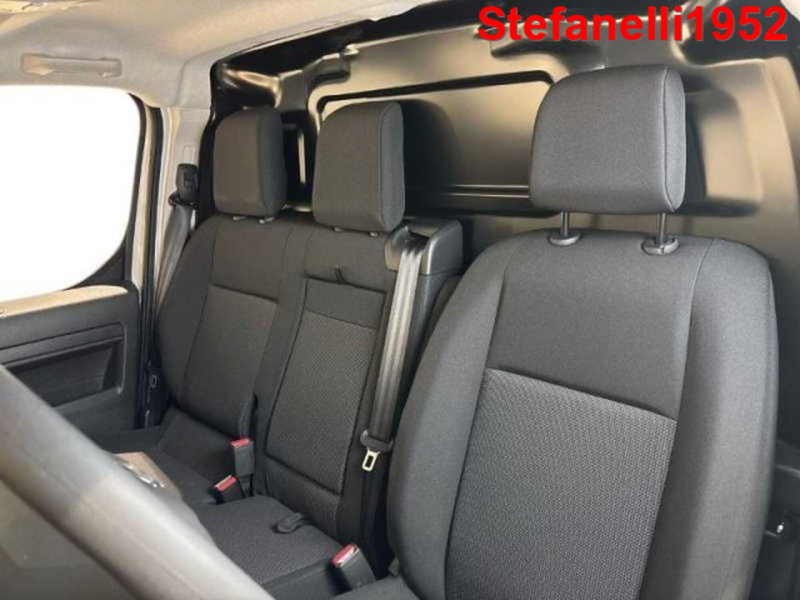 Opel Vivaro Furgone nuova a Bologna (9)