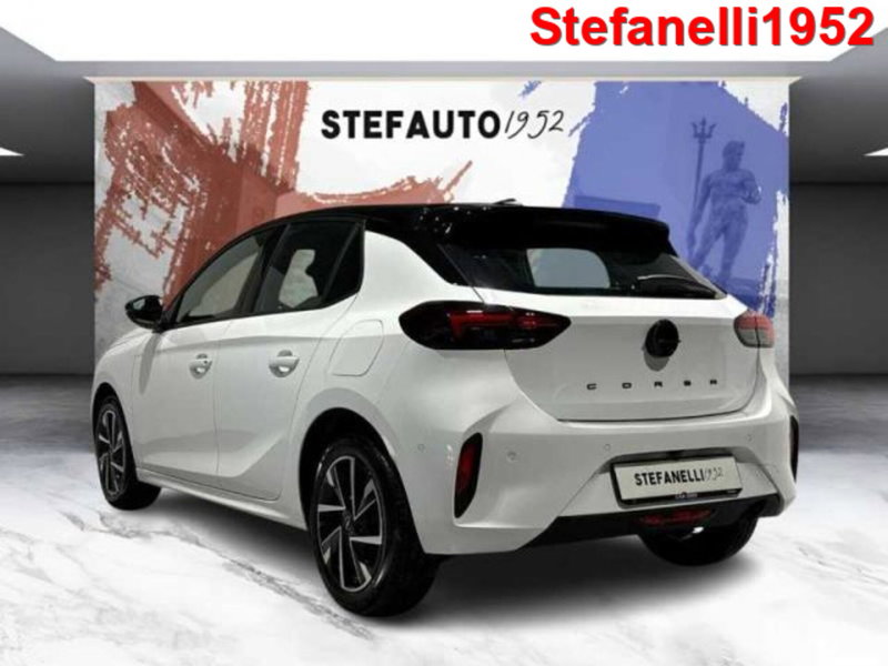 Opel Corsa nuova a Bologna (5)