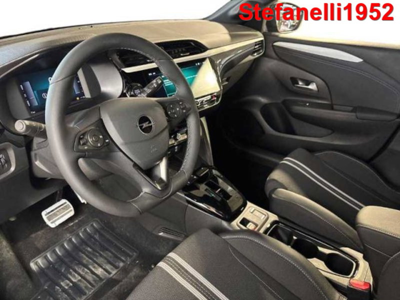 Opel Corsa nuova a Bologna (11)