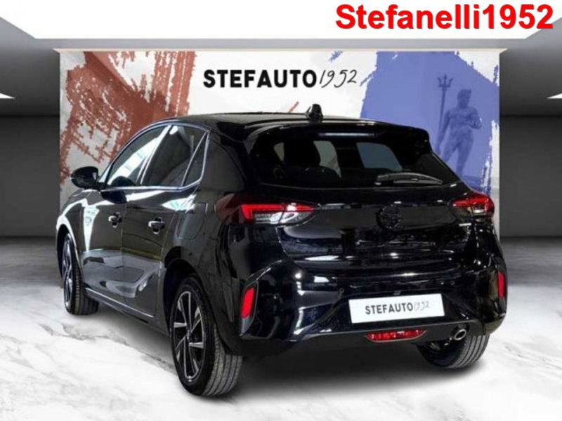 Opel Corsa nuova a Bologna (5)