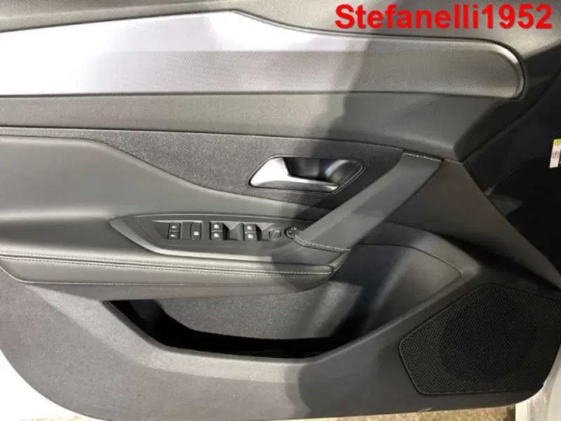 Peugeot 308 nuova a Bologna (10)
