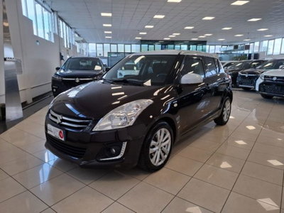Suzuki Swift 1.3 DDiS 5 porte B-Cool Bi-Color del 2014 usata a Reggio nell'Emilia