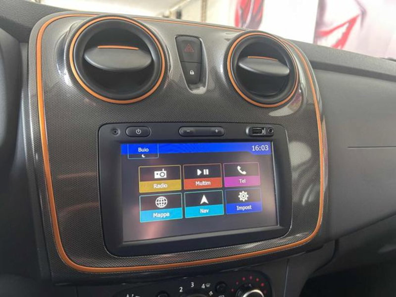 Dacia Sandero usata a Vercelli (16)