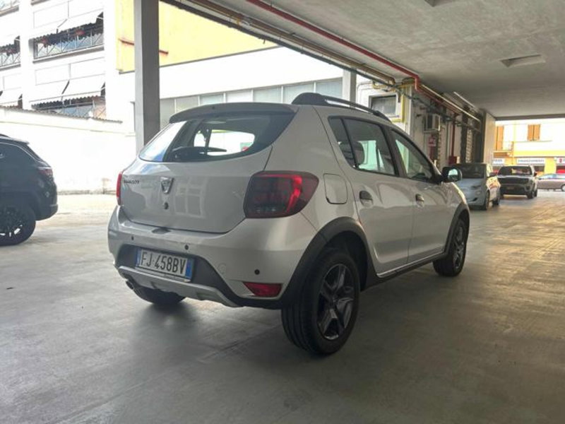 Dacia Sandero usata a Vercelli (5)