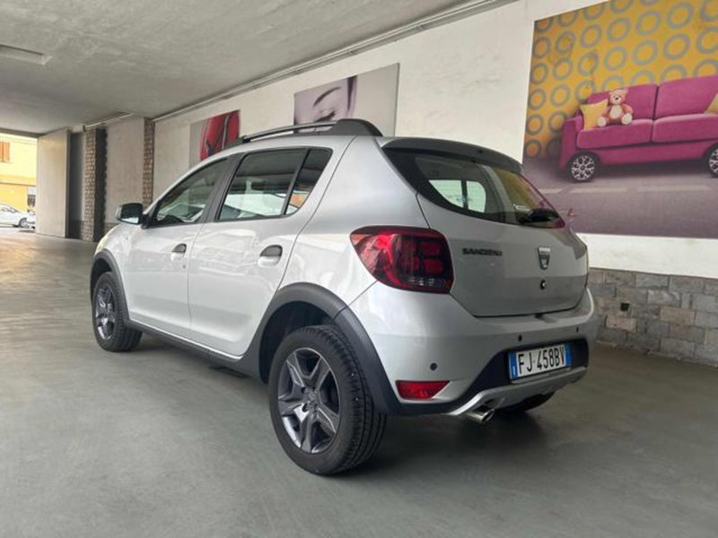 Dacia Sandero usata a Vercelli (8)