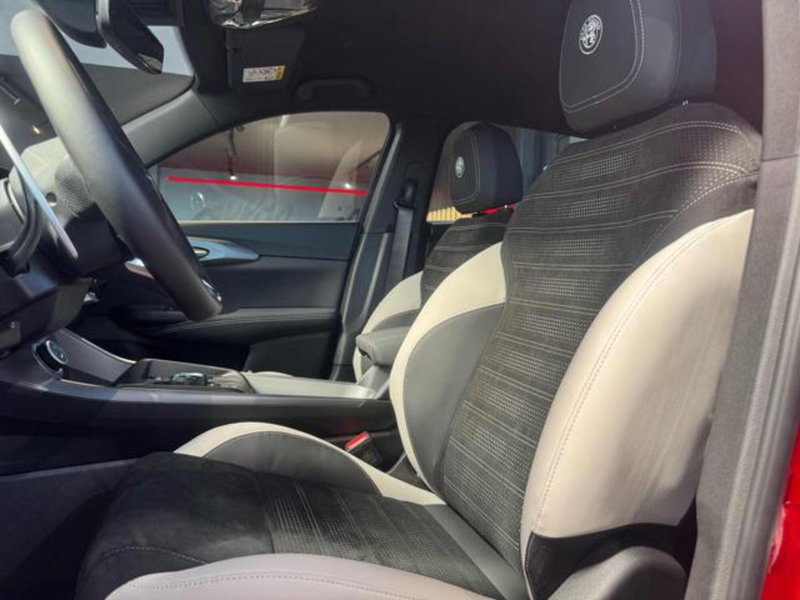 Alfa Romeo Tonale nuova a Vercelli (14)