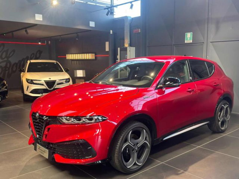 Alfa Romeo Tonale nuova a Vercelli (3)