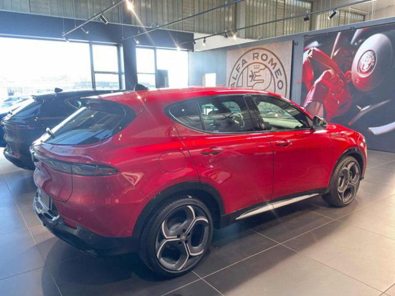 Alfa Romeo Tonale nuova a Vercelli (7)