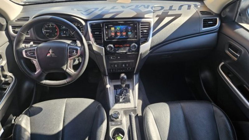 Mitsubishi L200 usata a Lucca (12)