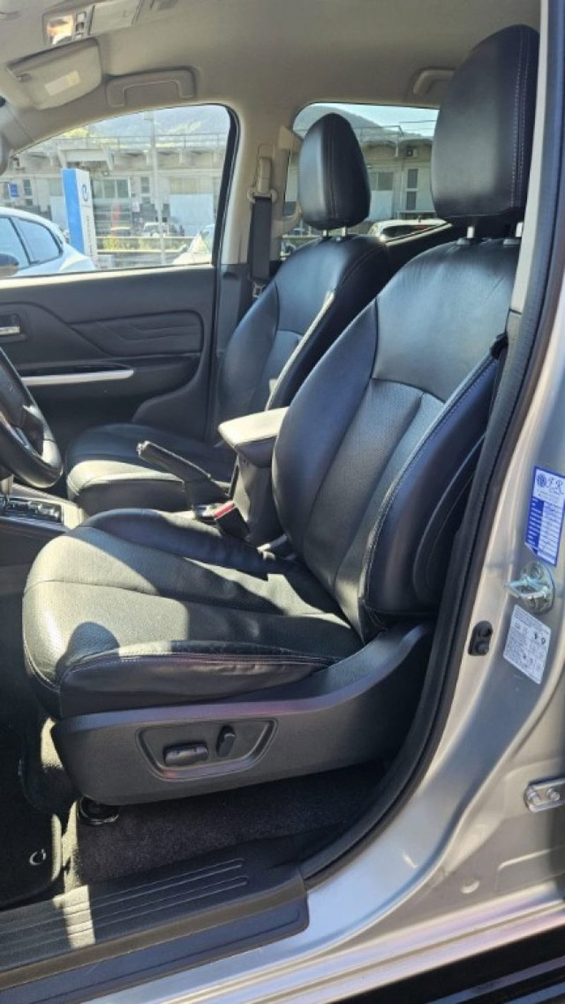 Mitsubishi L200 usata a Lucca (15)