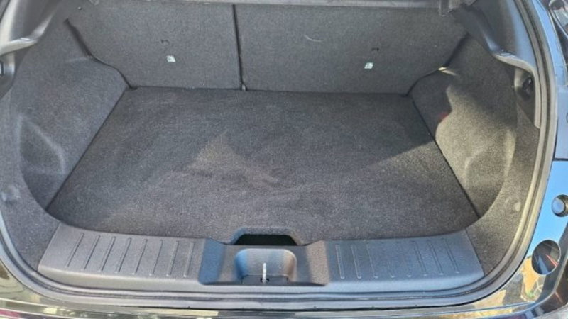 Nissan Juke usata a Lucca (17)