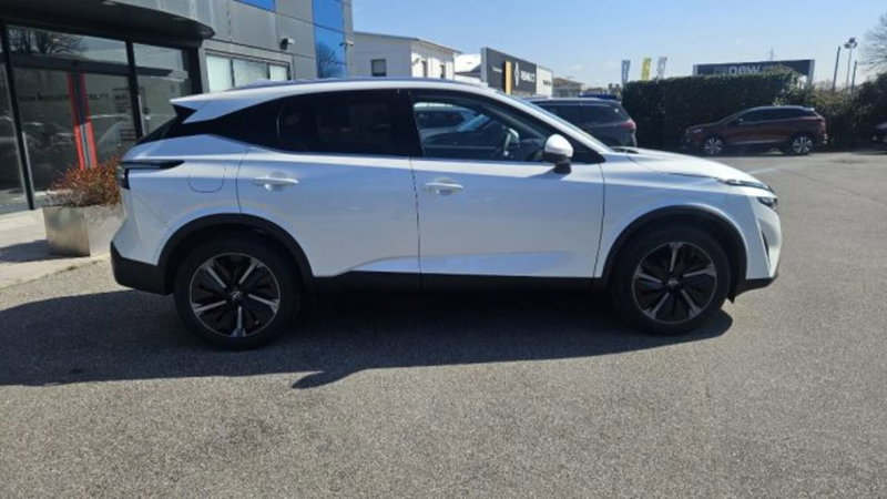 Nissan Qashqai nuova a Lucca (3)