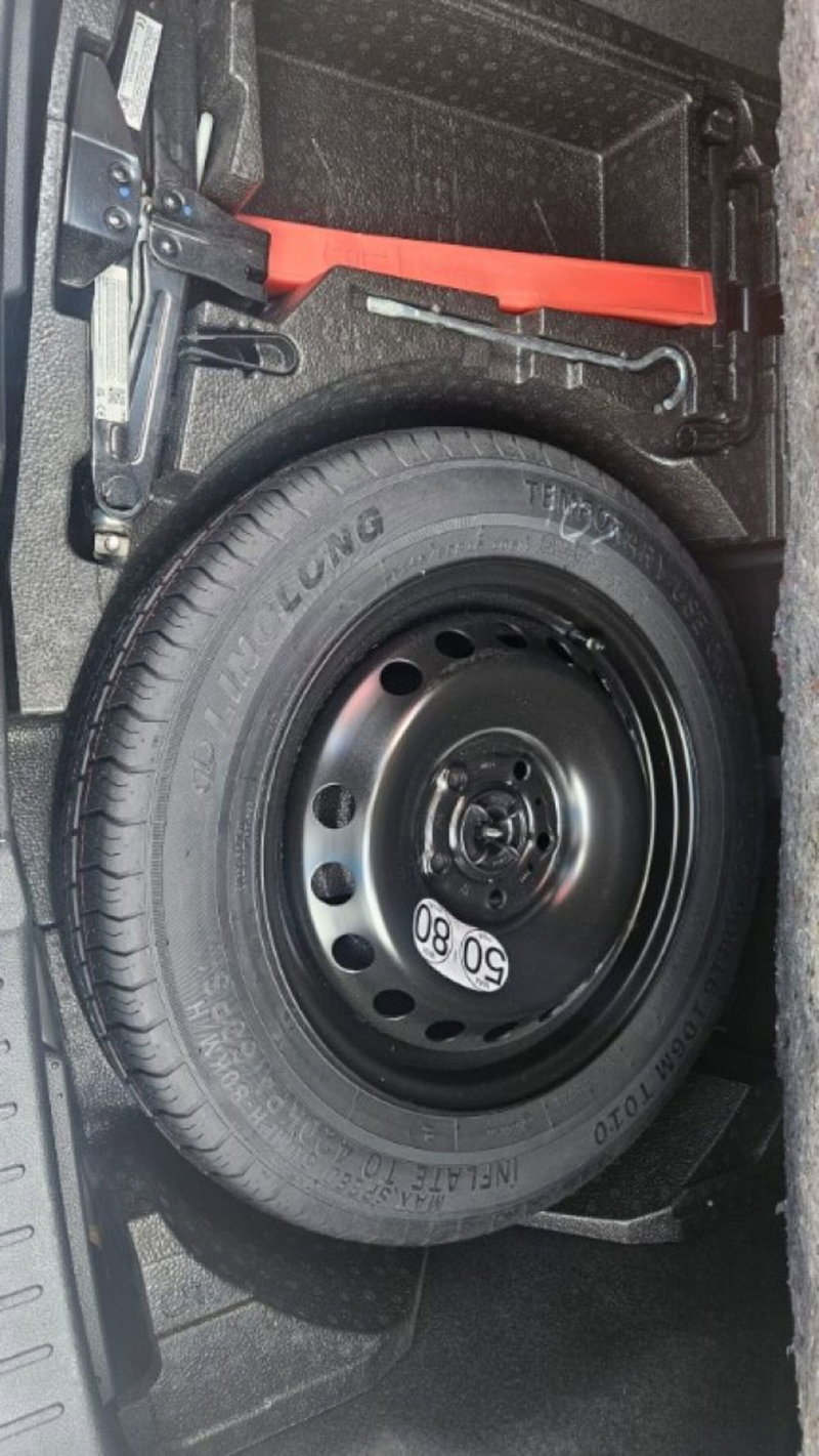 Nissan Juke usata a Lucca (18)