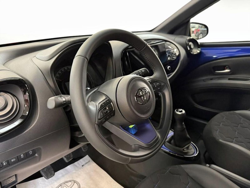 Toyota Aygo X usata a Monza e Brianza (12)