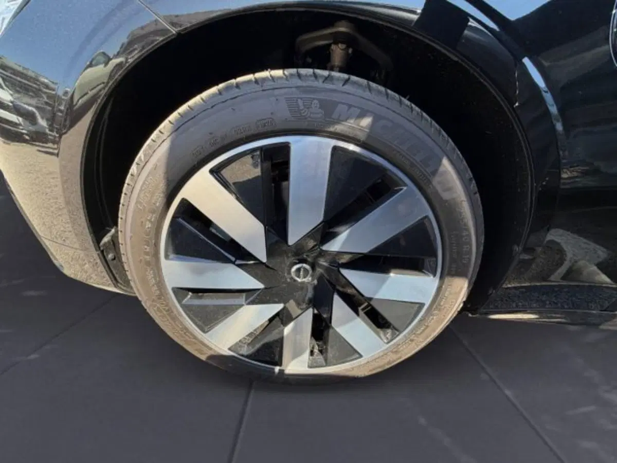 Volvo V90 nuova a Udine (13)