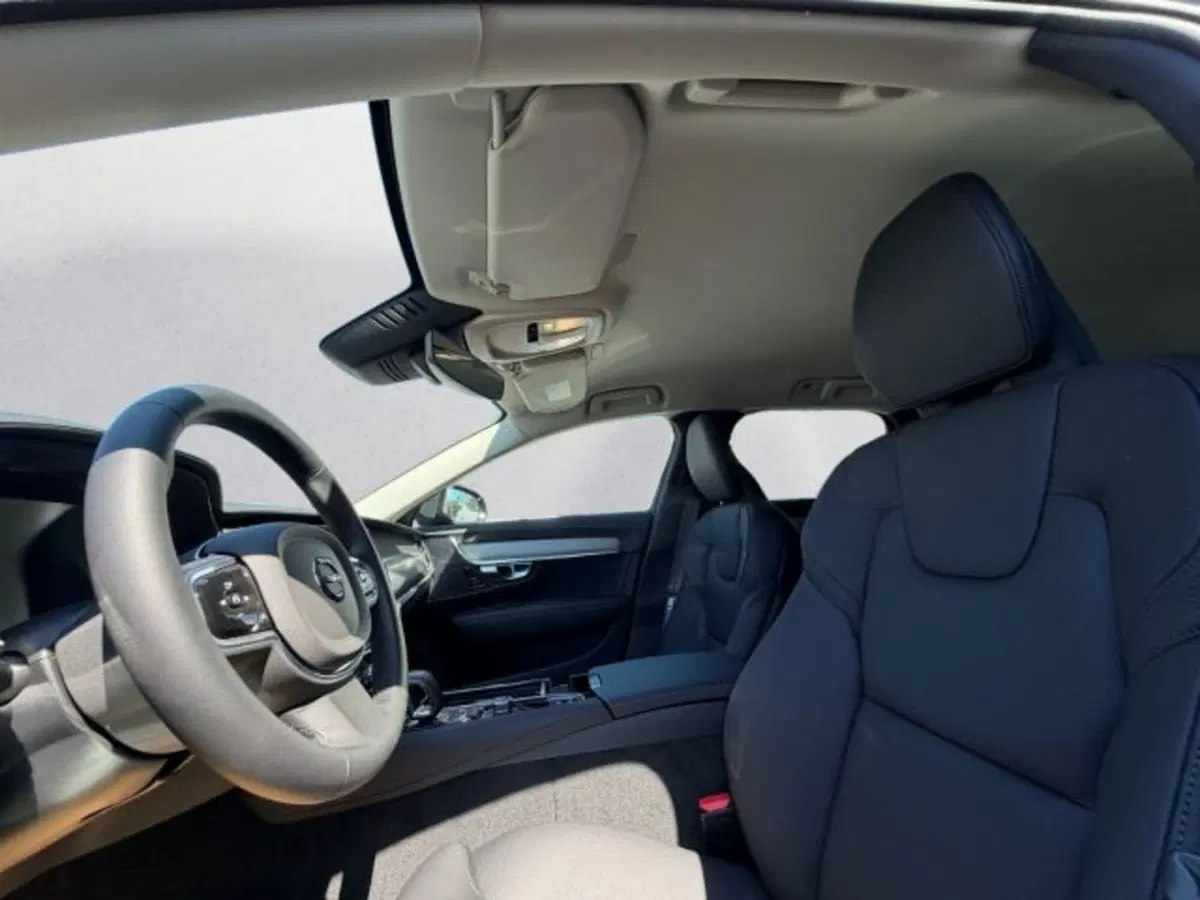 Volvo V90 nuova a Udine (7)