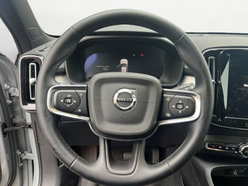 Volvo XC40 usata a Udine (8)