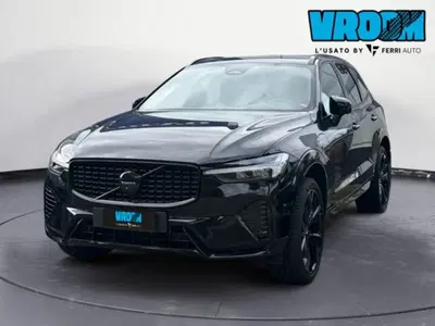 Volvo XC60 T6 Recharge AWD Plug-in Hybrid automatico Plus Bright del 2024 usata a Tavagnacco