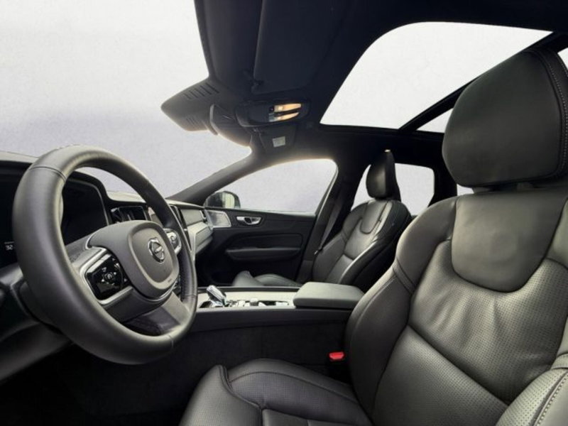 Volvo XC60 usata a Udine (6)