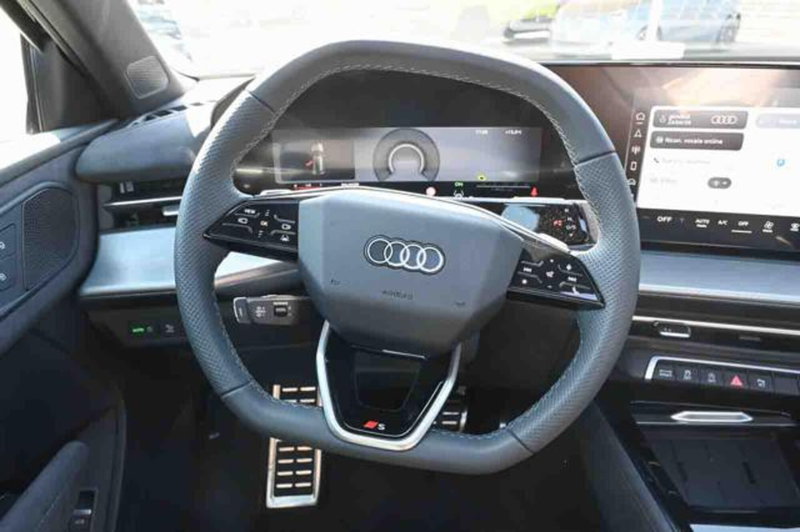 Audi Q3 Sportback nuova a Torino (19)