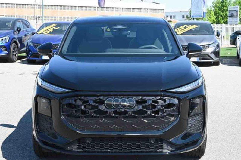 Audi Q3 Sportback nuova a Torino (20)