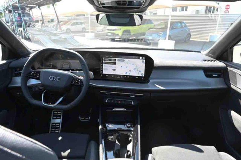 Audi Q3 Sportback nuova a Torino (7)